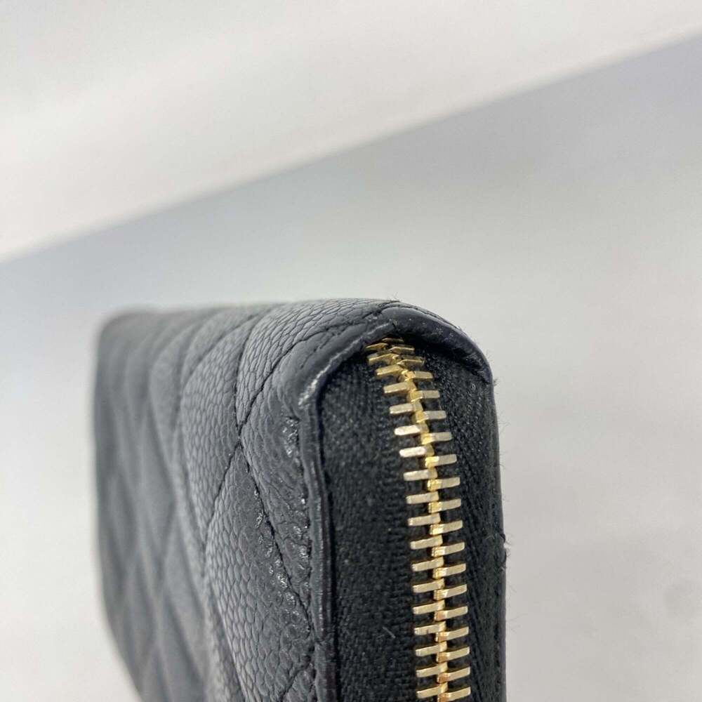 CHANEL Black Caviar Leather Wallet - Picture 6 of 9